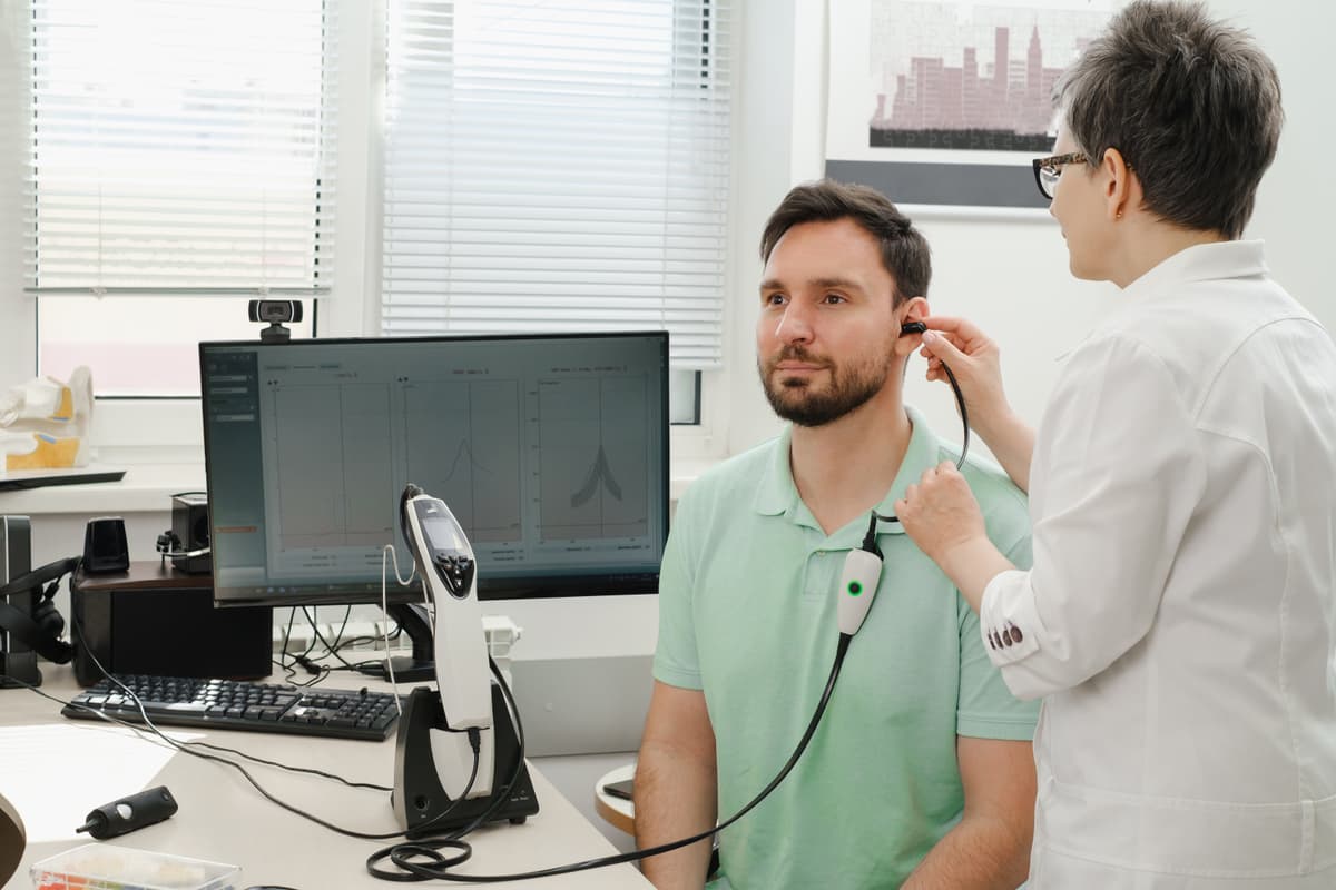 Audiologist testing